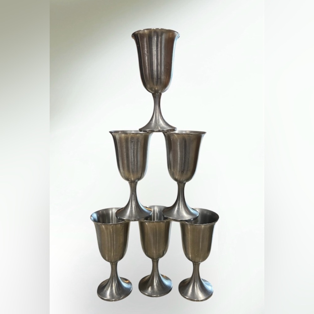 EUC~ Vtg WEB Pewter Wine Goblet
Cocktail Glass Pedestal Footed 6
5/8"